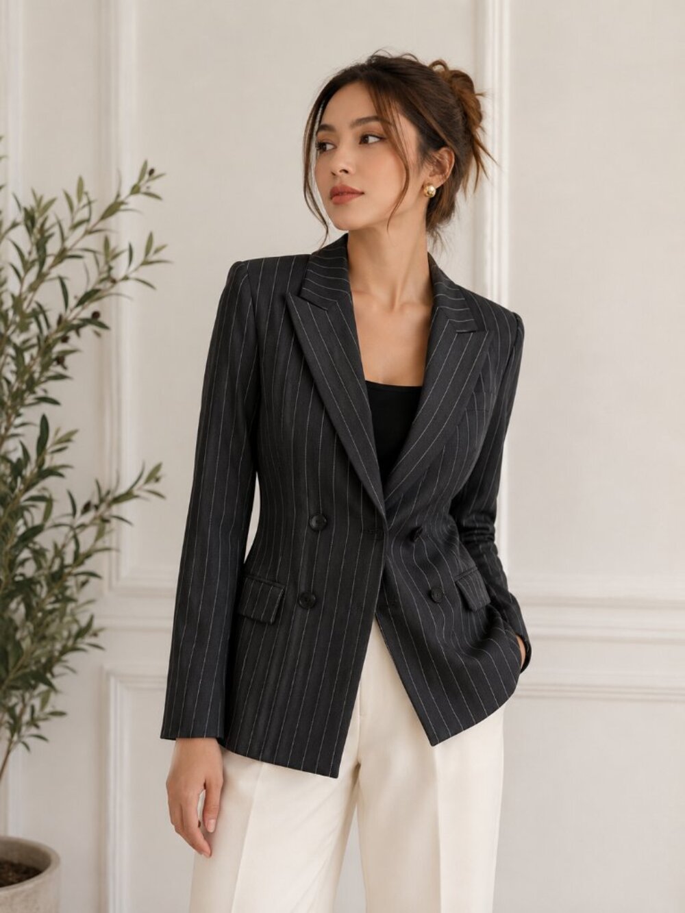 Loro Piana Dara Made-to-Measure  Super 130's Italy Charcoal Pinstripe Blazer M